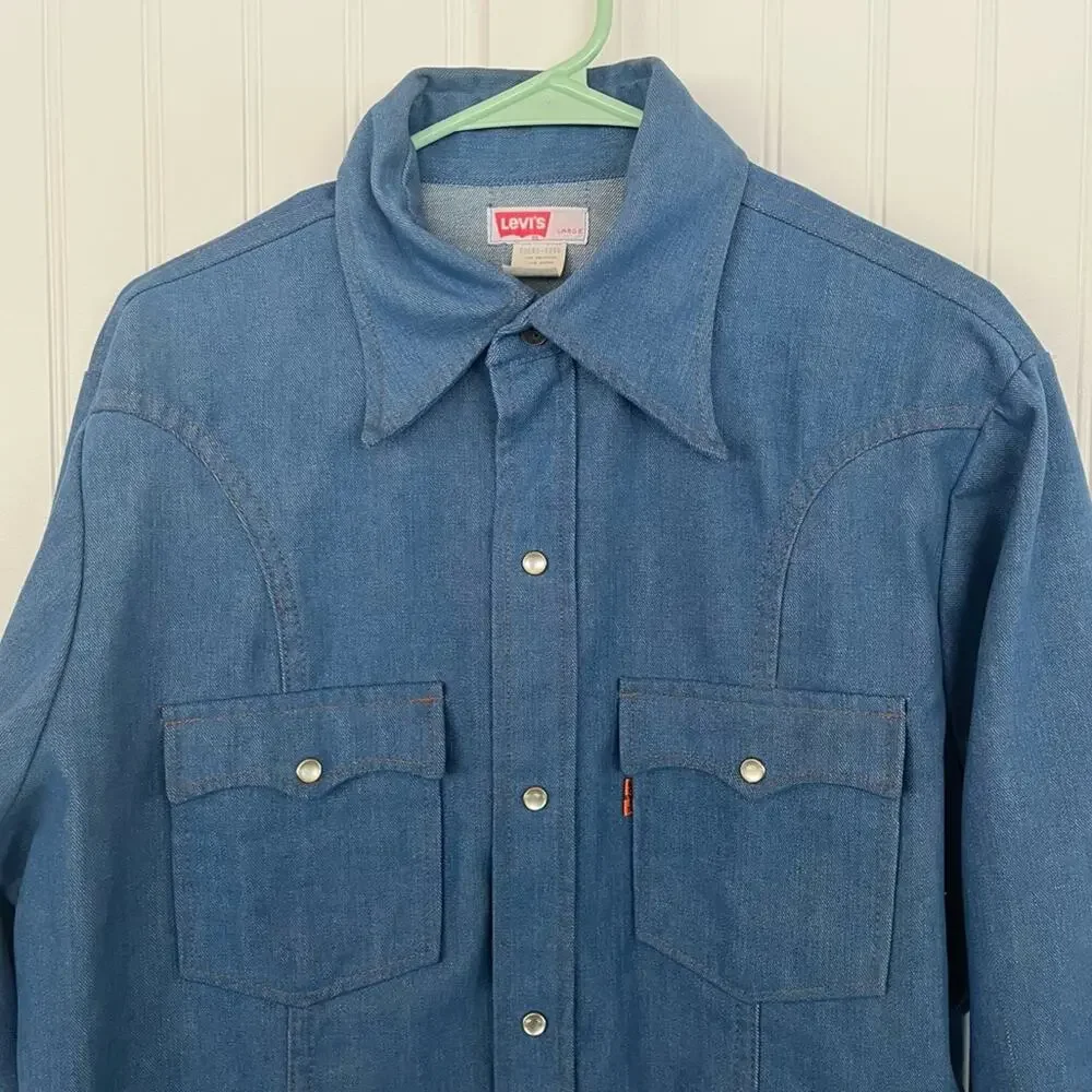 Vintage 60s 70s Levi’s Orange Tab Western Pearl Snap Denim Shirt Size Large Blue